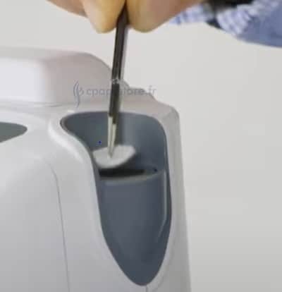 Installation-Filtre-bacterien-pour-concentrateur-zen-o-gce_cpap-store.ci_.jpg